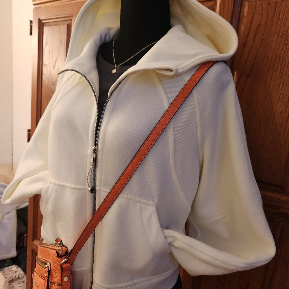 Lululemon oversized scuba full zip hoodie, color: Lemon Sorbet - Picture 6 of 14
